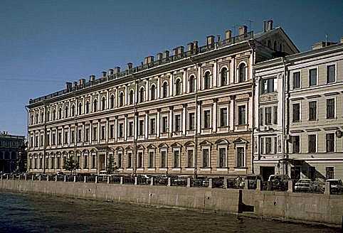    3 Fontanka canal (?)                                       