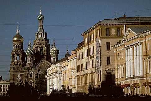    8 Hram Voskresenya Hristava (Church of the spilled blood)  