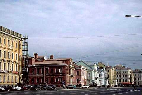   47 Universitetskaya nab.                                    