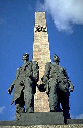   55 Pl. Pobedy (Victory Square)                              
